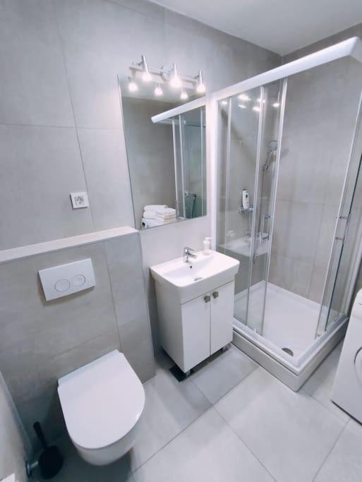 Apartamento Udoban Stan Sa Terasom U Mirnom Okruzenju Zagreb Exterior foto
