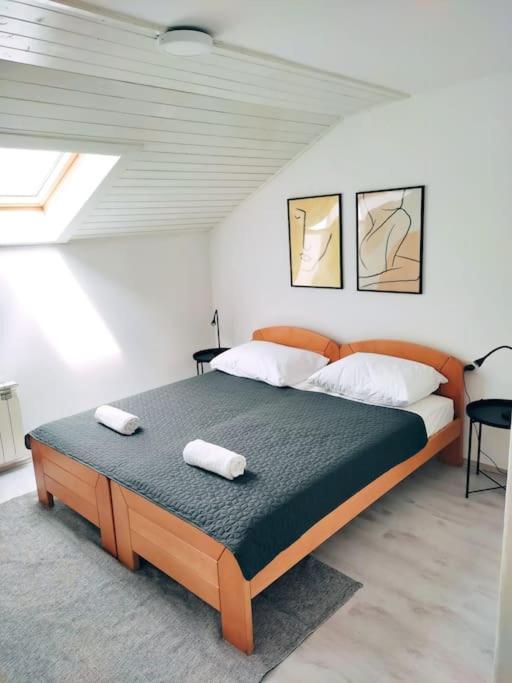 Apartamento Udoban Stan Sa Terasom U Mirnom Okruzenju Zagreb Exterior foto